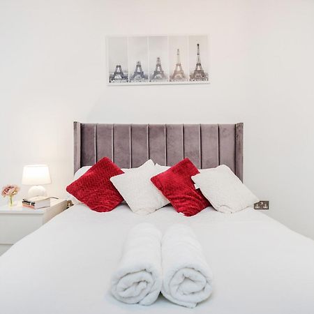 Deluxe Condo Beside 02 Arena And Central London Ngoại thất bức ảnh
