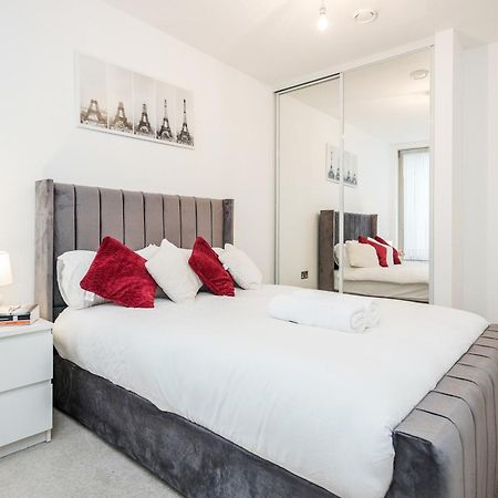 Deluxe Condo Beside 02 Arena And Central London Ngoại thất bức ảnh